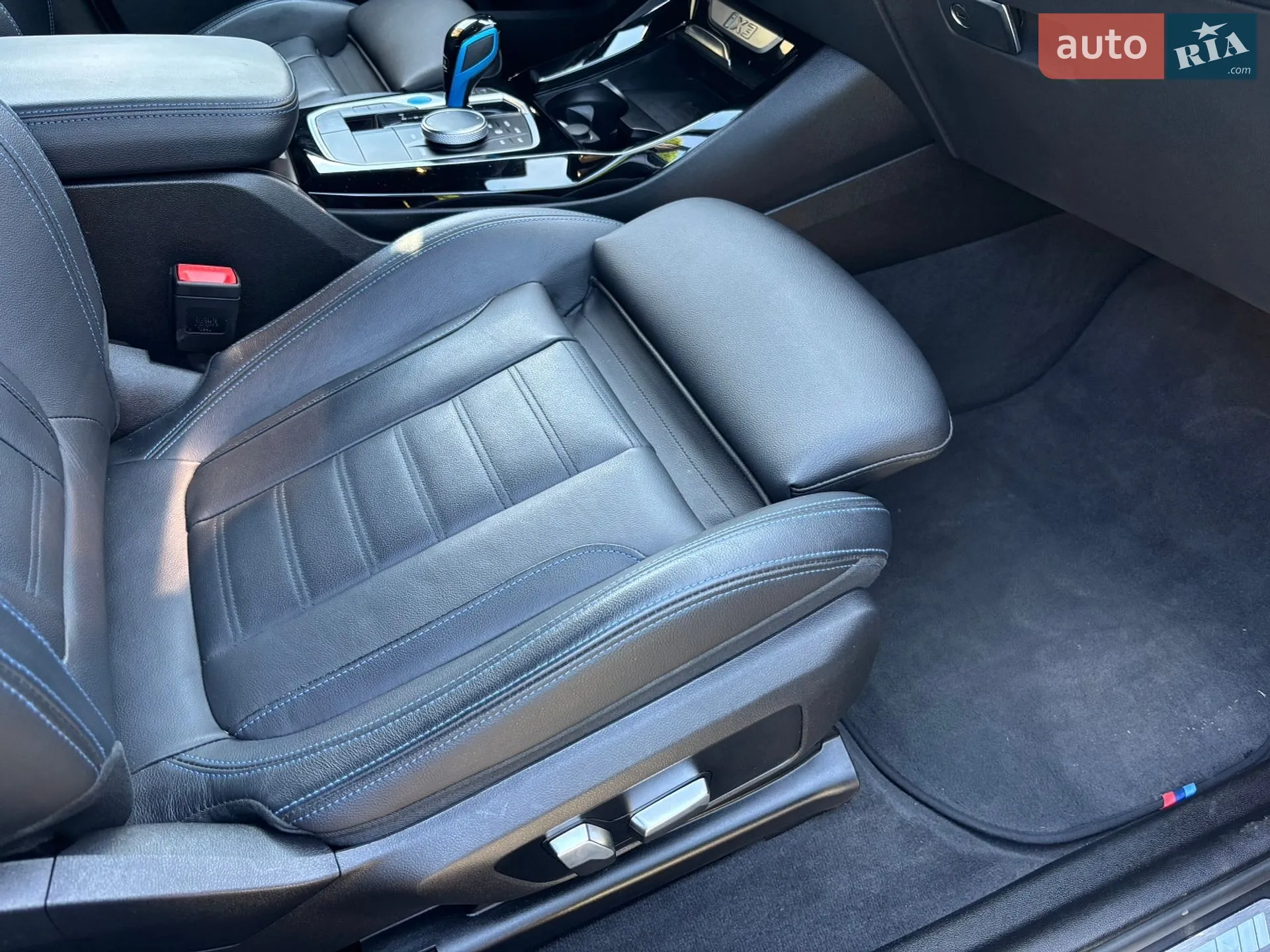 2023 BMW iX3 - мініатюра 16