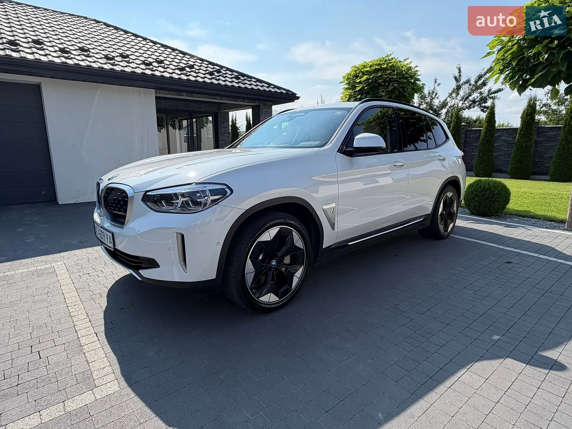 2021 BMW iX3 - мініатюра 6