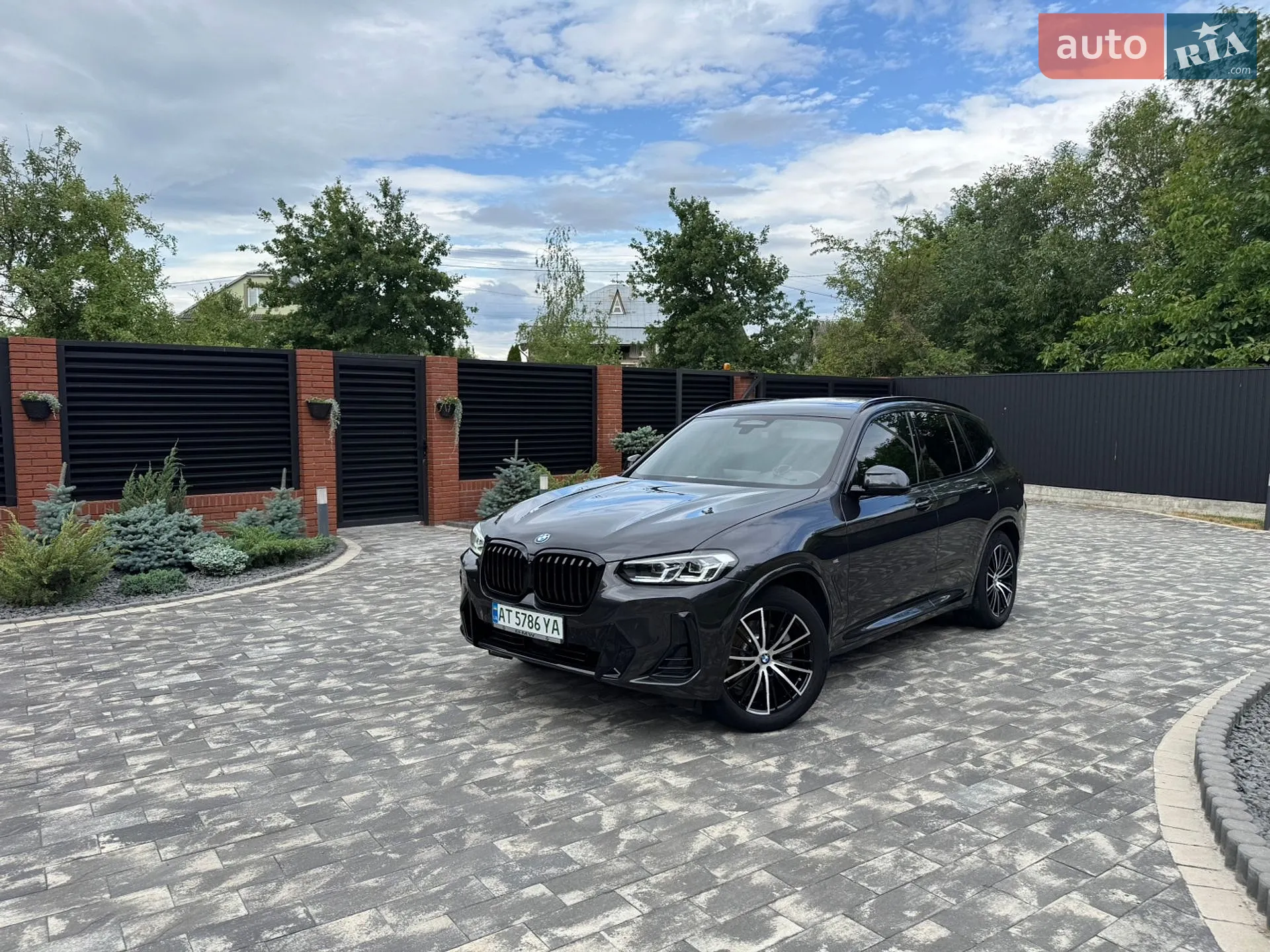 2023 BMW iX3 - фото 1