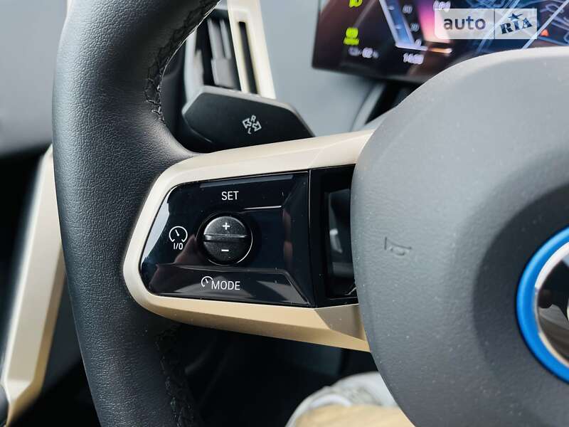 Внедорожник / Кроссовер BMW iX 2022 в Киеве