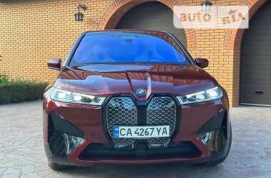 Позашляховик / Кросовер BMW iX 2021 в 
