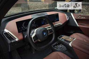 Внедорожник / Кроссовер BMW iX 2022 в 