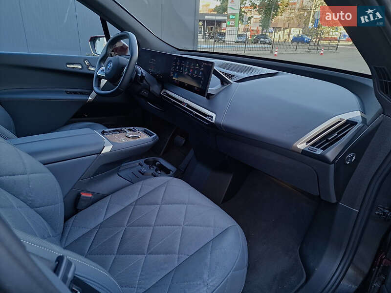 Внедорожник / Кроссовер BMW iX 2022 в Хмельницком