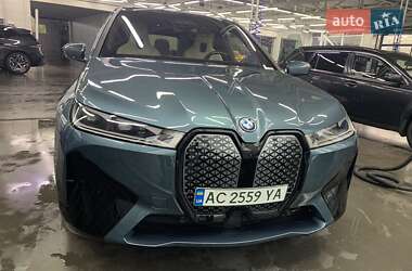 Внедорожник / Кроссовер BMW iX 2022 в 