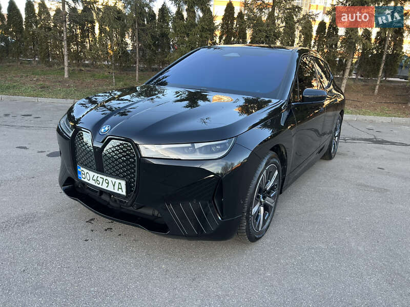 BMW iX 2023