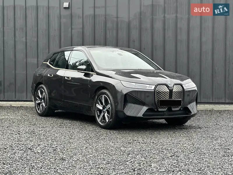 BMW iX 2022