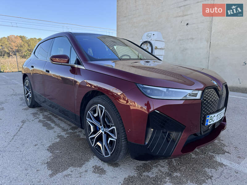 Внедорожник / Кроссовер BMW iX 2022 в Ровно