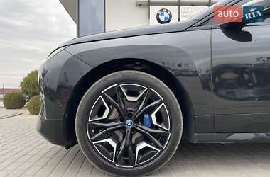 Позашляховик / Кросовер BMW iX 2022 в 