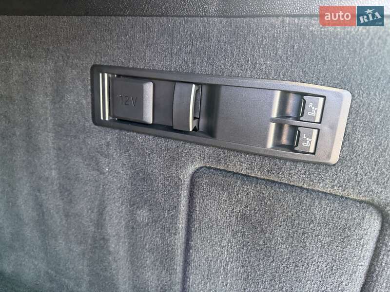 Внедорожник / Кроссовер BMW iX 2022 в Хусте