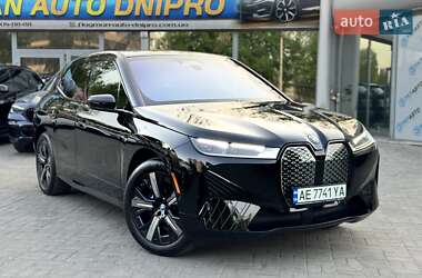 Позашляховик / Кросовер BMW iX 2024 в 