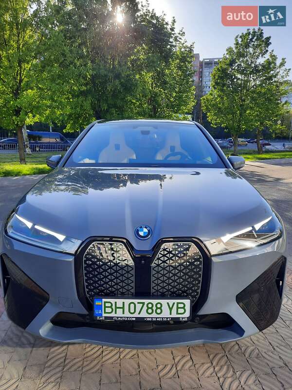 Внедорожник / Кроссовер BMW iX 2023 в 
