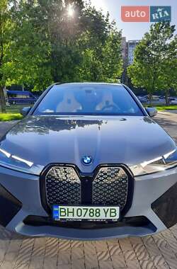 Внедорожник / Кроссовер BMW iX 2023 в 