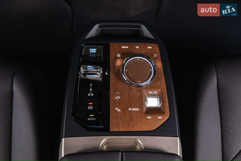 Внедорожник / Кроссовер BMW iX 2023 в Луцке
