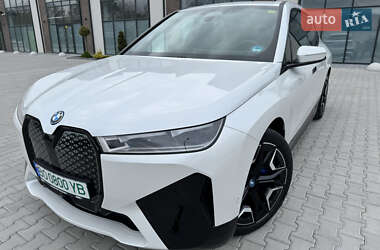 Позашляховик / Кросовер BMW iX 2022 в 