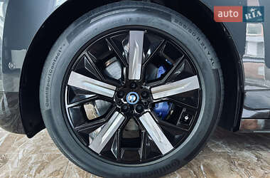 Внедорожник / Кроссовер BMW iX 2022 в 
