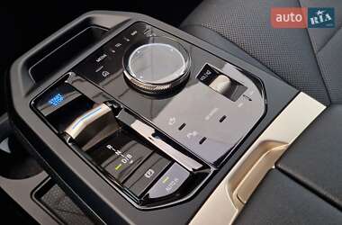 Внедорожник / Кроссовер BMW iX 2023 в 