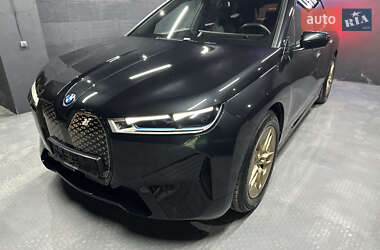 Внедорожник / Кроссовер BMW iX 2023 в 