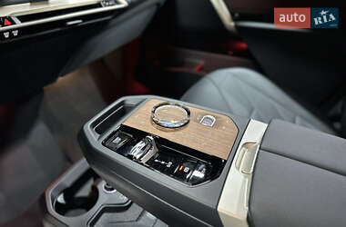 Внедорожник / Кроссовер BMW iX 2023 в 