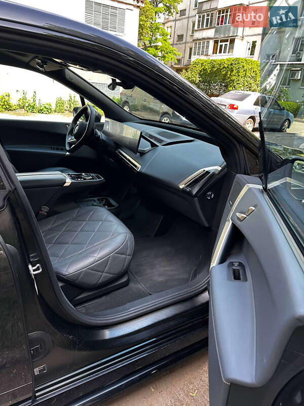 Внедорожник / Кроссовер BMW iX 2022 в Киеве