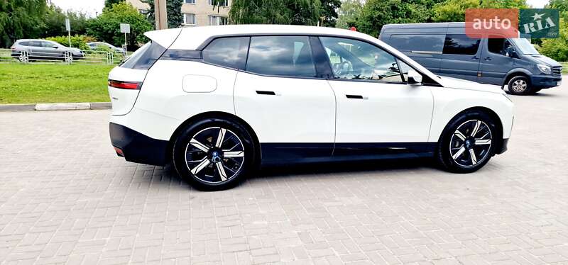 Позашляховик / Кросовер BMW iX 2023 в Тернополі