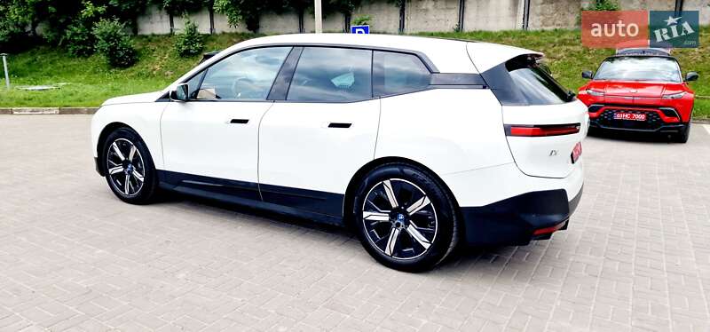 Позашляховик / Кросовер BMW iX 2023 в Тернополі