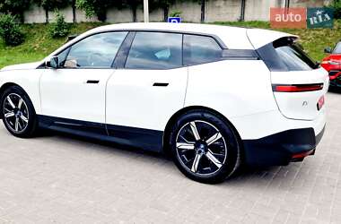 Внедорожник / Кроссовер BMW iX 2023 в 
