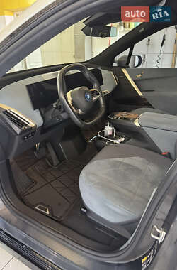 Внедорожник / Кроссовер BMW iX 2021 в 