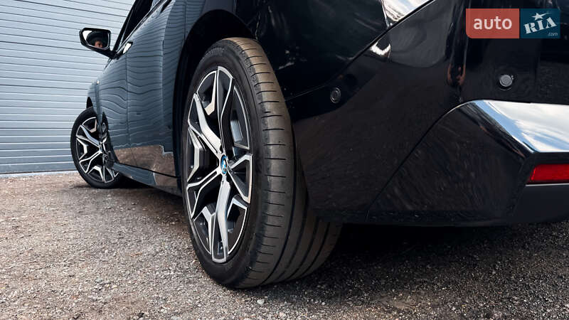 Внедорожник / Кроссовер BMW iX 2023 в Киеве
