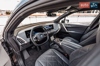 Внедорожник / Кроссовер BMW iX 2022 в 