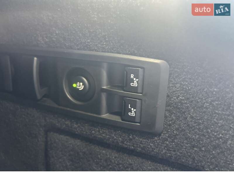 Позашляховик / Кросовер BMW iX 2021 в Києві фото 15 Позашляховик / Кросовер BMW iX 2021 в Києві