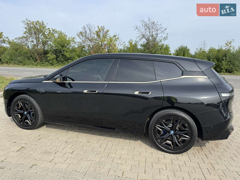 Внедорожник / Кроссовер BMW iX 2023 в Ужгороде