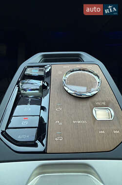 Внедорожник / Кроссовер BMW iX 2023 в 