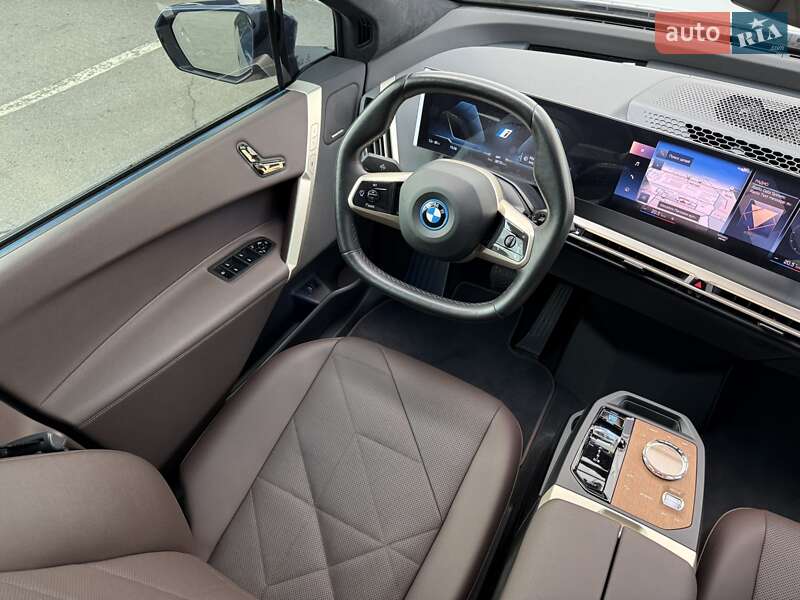 Позашляховик / Кросовер BMW iX 2021 в Дніпрі