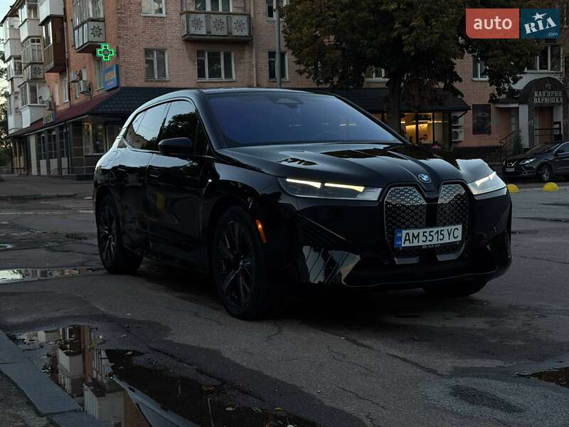 BMW iX 2024