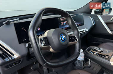 Внедорожник / Кроссовер BMW iX 2021 в 
