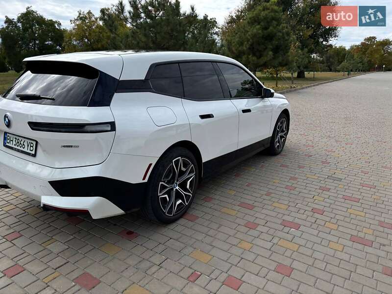 Внедорожник / Кроссовер BMW iX 2024 в Измаиле