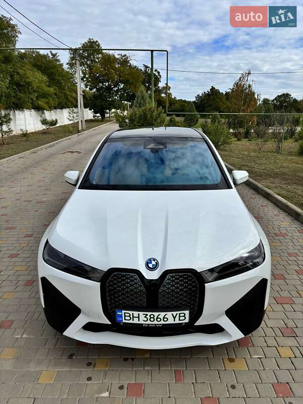 Внедорожник / Кроссовер BMW iX 2024 в Измаиле