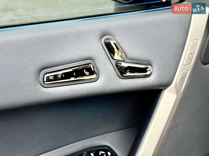 Внедорожник / Кроссовер BMW iX 2021 в Киеве