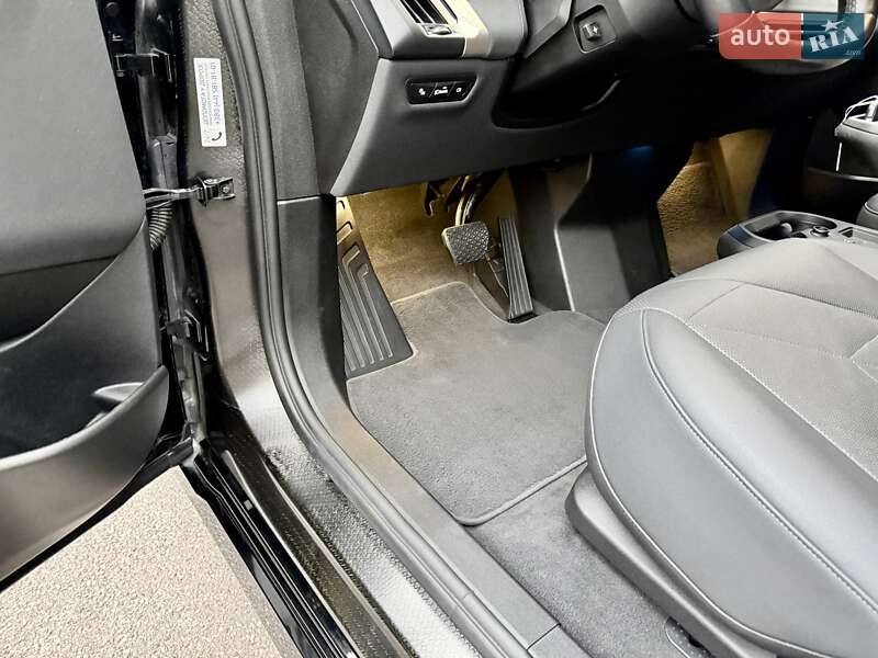 Внедорожник / Кроссовер BMW iX 2021 в Киеве