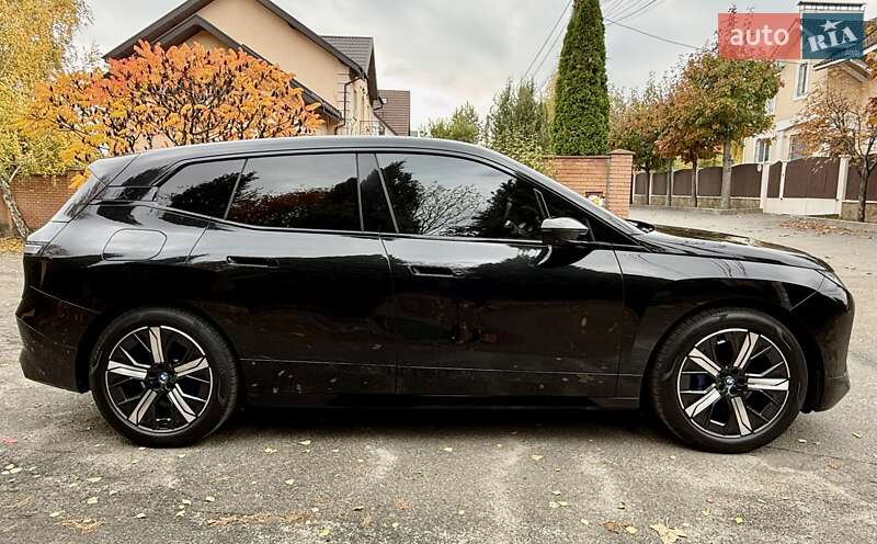 Внедорожник / Кроссовер BMW iX 2021 в Киеве