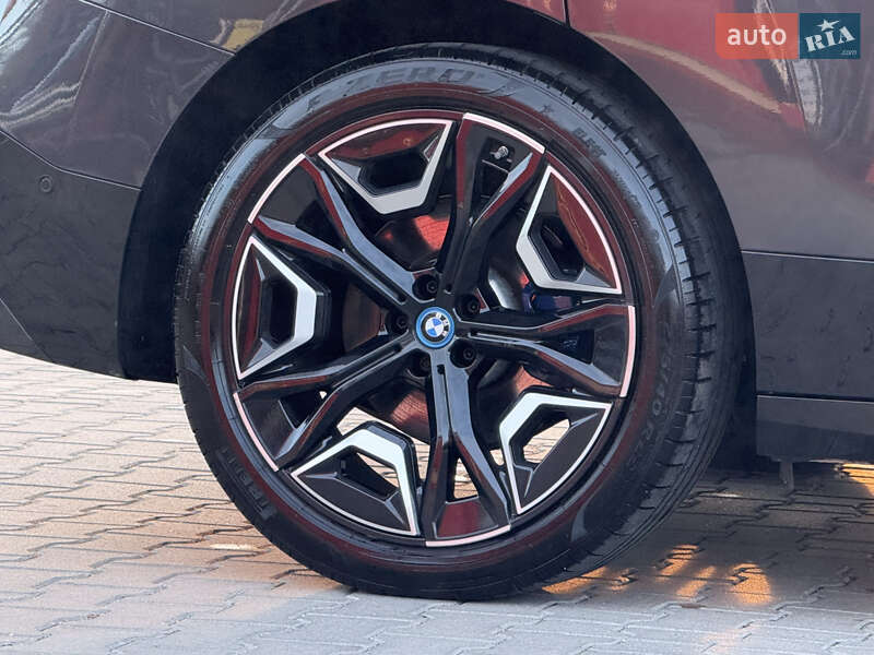 Позашляховик / Кросовер BMW iX 2023 в Тернополі