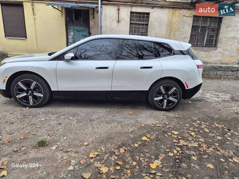 Внедорожник / Кроссовер BMW iX 2023 в Каменском