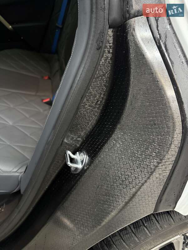 Позашляховик / Кросовер BMW iX 2022 в Києві фото 13 Позашляховик / Кросовер BMW iX 2022 в Києві