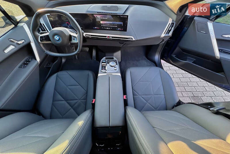 Внедорожник / Кроссовер BMW iX 2024 в Ужгороде