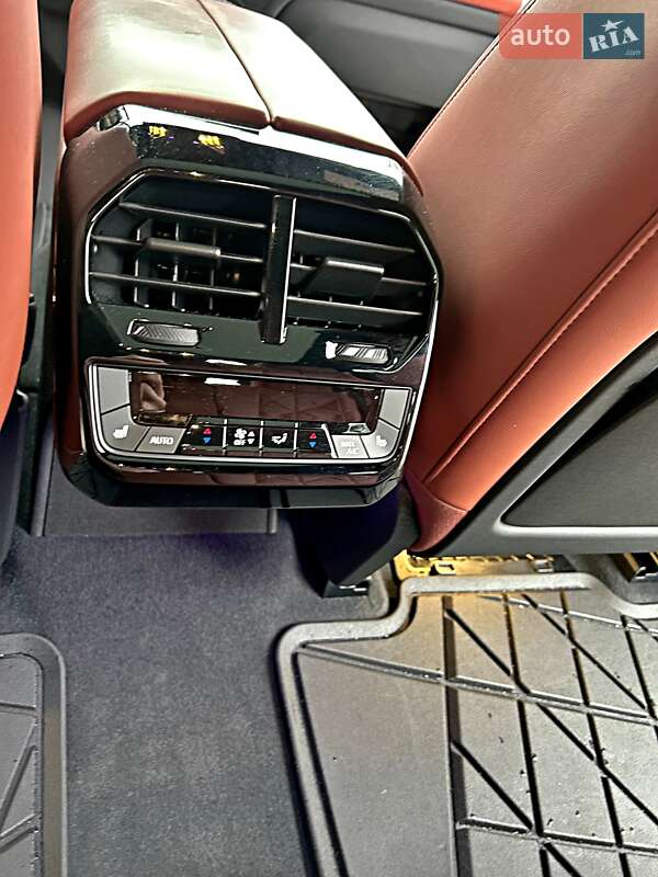 Внедорожник / Кроссовер BMW iX 2022 в Киеве фото 48 Внедорожник / Кроссовер BMW iX 2022 в Киеве