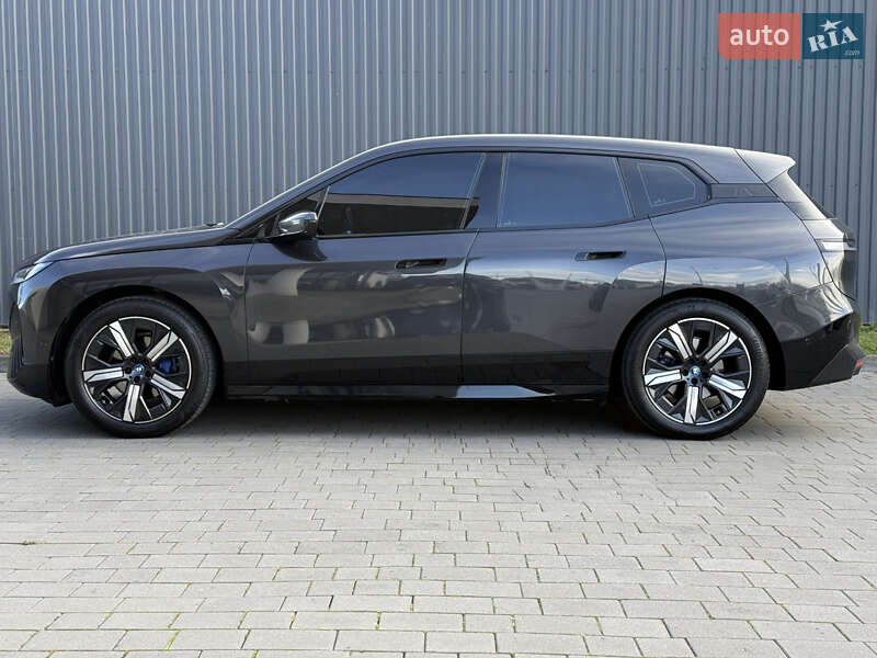 Внедорожник / Кроссовер BMW iX 2021 в Ивано-Франковске