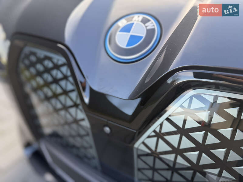 Внедорожник / Кроссовер BMW iX 2021 в Ивано-Франковске