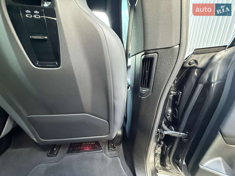 Внедорожник / Кроссовер BMW iX 2021 в Ивано-Франковске