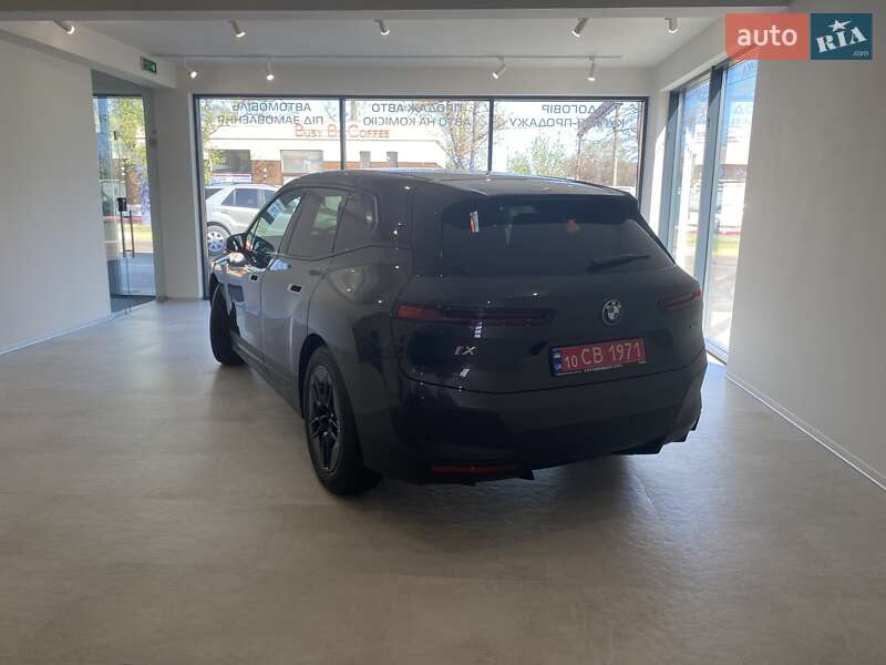 Внедорожник / Кроссовер BMW iX 2023 в Ирпене