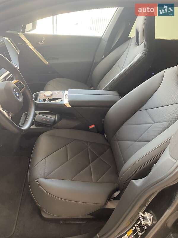 Внедорожник / Кроссовер BMW iX 2023 в Ирпене